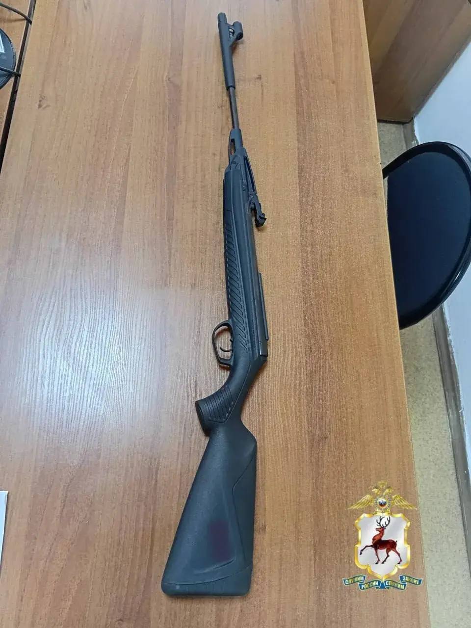 В Семёновском округе мужчина прострелил жене палец из винтовки